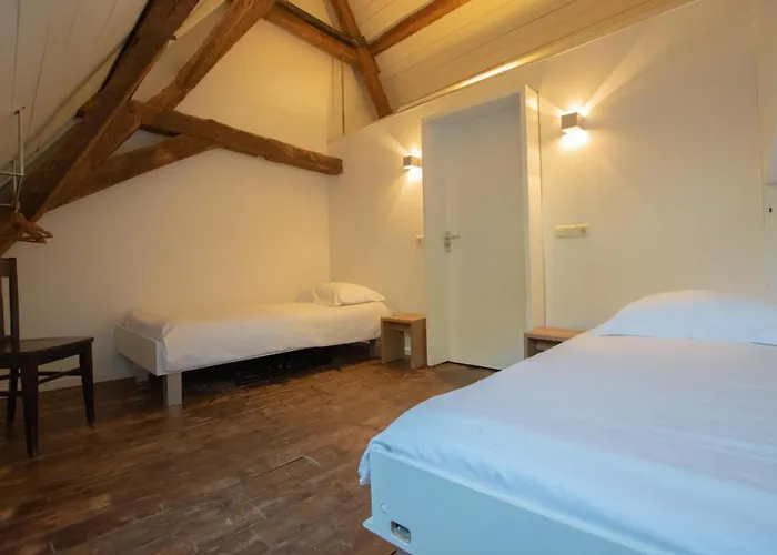 Jager En Hooijmijt * Couwelaar